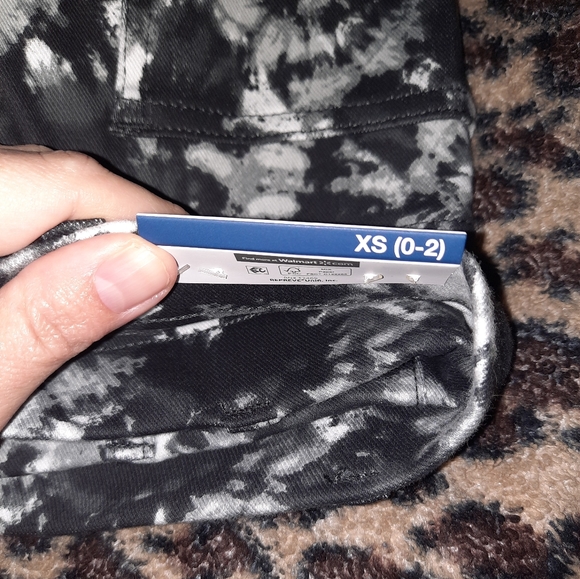 Women’s Time and Tru Black Tie-Dye Jeggings -  NEW - various sizes - Picture 3 of 8